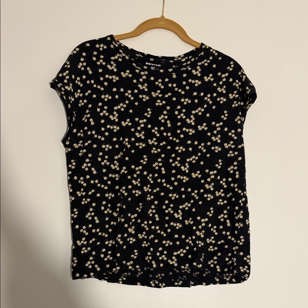 Whistles‎ Black and Cream Floral Short Sleeve Top - Picture 2 of 8